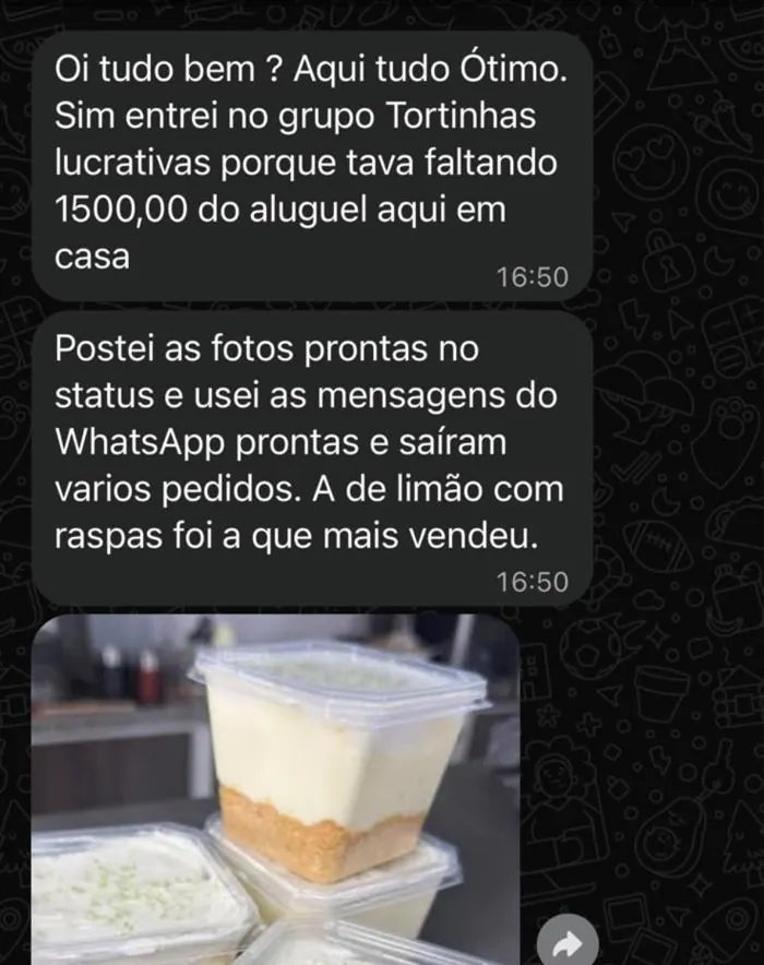 Conversa de WhatsApp: cliente conta que postou as fotos prontas, usou as mensagens prontas e recebeu vários pedidos